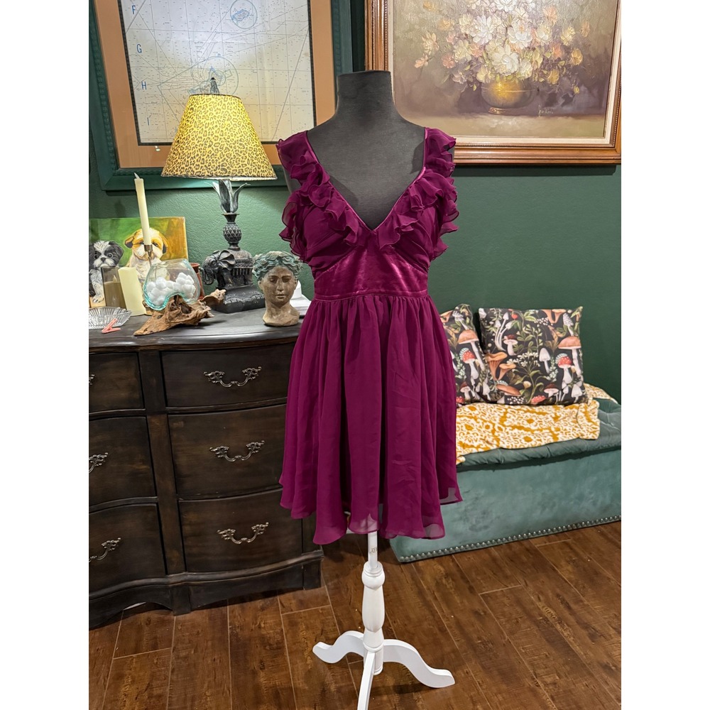 Twenty One Womens Plum Purple Ruffle V-Neck Mini Dress Strappy Back‎ Size S